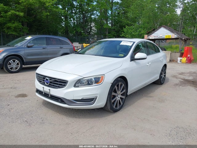 45186230 :رقم المزاد ، LYV612TM6GB093461 vin ، 2016 Volvo S60 Inscription T5 Platinum مزاد بيع