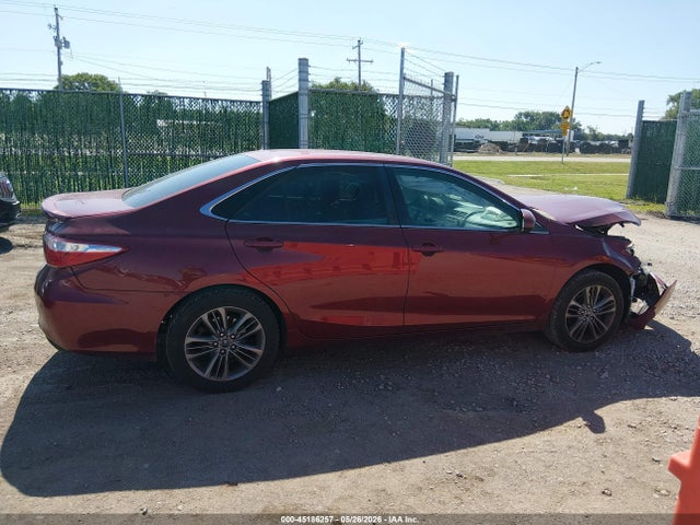 4T1BF1FK2HU731101 Toyota CAMRY SE