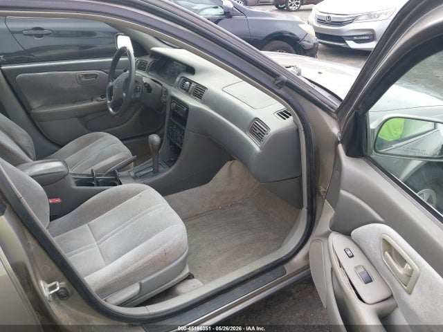 Продажа на аукционе авто 1998 Toyota Camry Le, vin: 4T1BG22K6WU357713, номер лота: 45186351