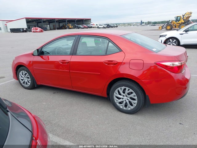 2017 Toyota Corolla Le მანქანა იყიდება აუქციონზე, vin: 5YFBURHE5HP650770, აუქციონის ნომერი: 45186375
