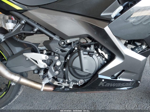 2021 Kawasaki Ex400 მანქანა იყიდება აუქციონზე, vin: JKAEXKG16MDAA9188, აუქციონის ნომერი: 45186384