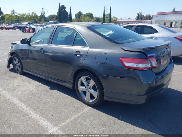 2010 Toyota Camry Se მანქანა იყიდება აუქციონზე, vin: 4T1BF3EK1AU003093, აუქციონის ნომერი: 45186385