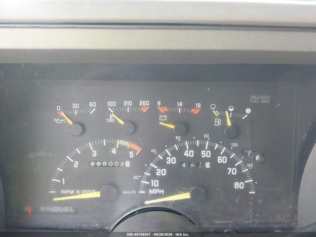 1993 Gmc Suburban K1500 მანქანა იყიდება აუქციონზე, vin: 1GKFK16K9PJ718867, აუქციონის ნომერი: 45186387
