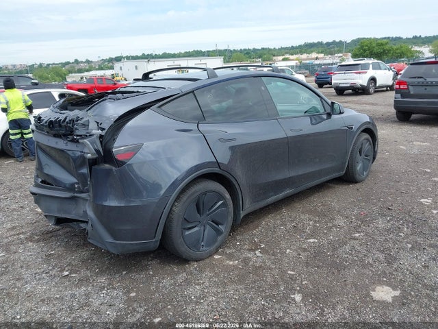 45186389 :رقم المزاد ، 7SAYGDEE1TA384872 vin ، 2026 Tesla Model Y All-wheel Drive/long Range Launch Series/premium مزاد بيع