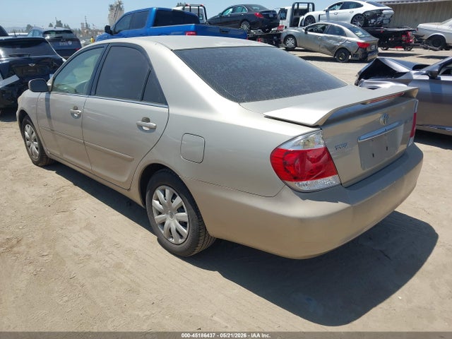 2005 Toyota Camry Le მანქანა იყიდება აუქციონზე, vin: 4T1BE32K65U029525, აუქციონის ნომერი: 45186437