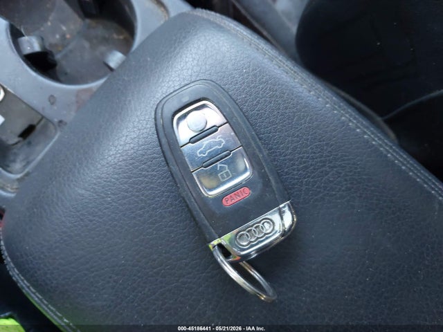 45186441 :رقم المزاد ، WAUWFAFL4CA081533 vin ، 2012 Audi A4 2.0t Premium مزاد بيع