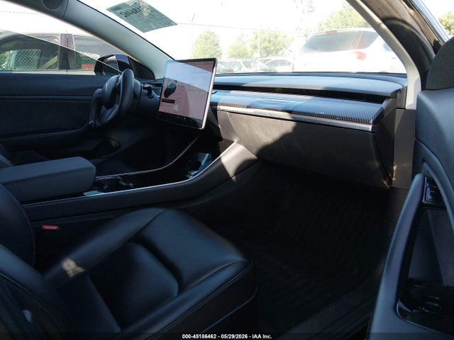 Продажа на аукционе авто 2018 Tesla Model 3 Long Range/performance, vin: 5YJ3E1EB9JF068539, номер лота: 45186462