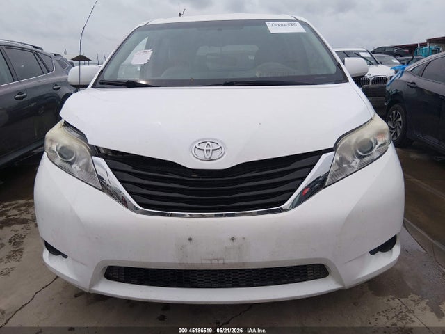 45186519 :رقم المزاد ، 5TDKK3DC3DS348550 vin ، 2013 Toyota Sienna Le V6 8 Passenger مزاد بيع