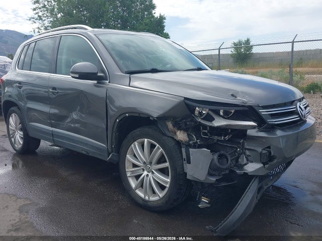 2015 Volkswagen Tiguan Sel მანქანა იყიდება აუქციონზე, vin: WVGAV7AX0FW542629, აუქციონის ნომერი: 45186544