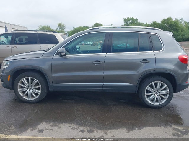 45186544 :رقم المزاد ، WVGAV7AX0FW542629 vin ، 2015 Volkswagen Tiguan Sel مزاد بيع