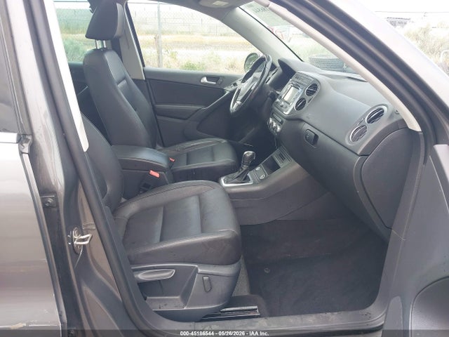 45186544 :رقم المزاد ، WVGAV7AX0FW542629 vin ، 2015 Volkswagen Tiguan Sel مزاد بيع