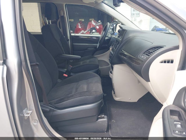 2C4RDGBG1KR509165 Dodge Grand Caravan Se
