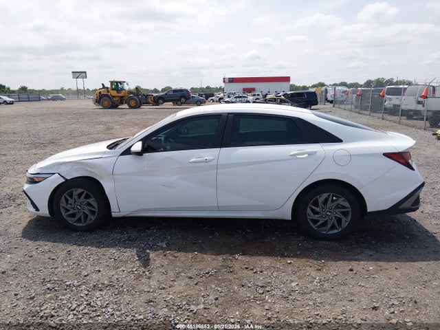 Auction sale of the 2024 Hyundai Elantra Sel, vin: KMHLM4DG9RU657428, lot number: 45186652