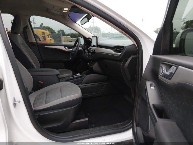 1FMCU9G66LUB43561 Ford ESCAPE SE