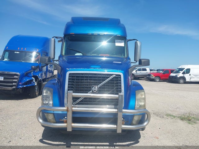 Продаж на аукціоні авто 2018 Volvo Vnl, vin: 4V4NC9EH5JN998493, номер лоту: 45186685