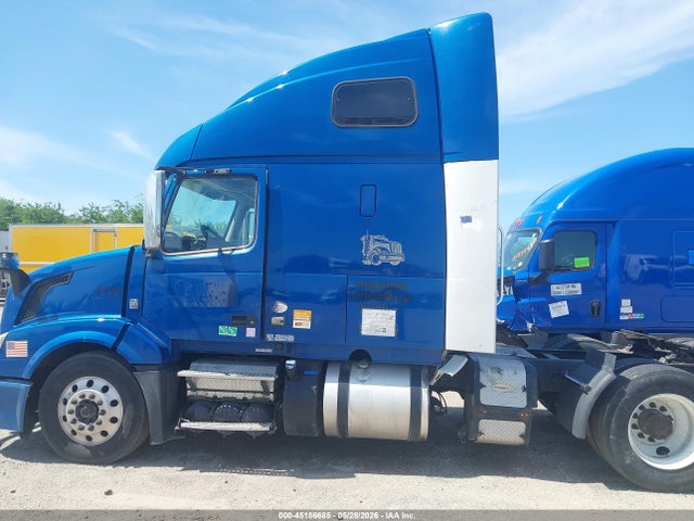 Продаж на аукціоні авто 2018 Volvo Vnl, vin: 4V4NC9EH5JN998493, номер лоту: 45186685