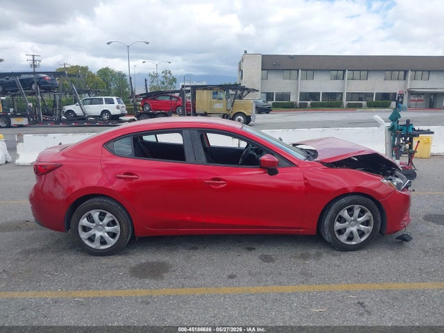 45186686 :رقم المزاد ، 3MZBM1U70FM185289 vin ، 2015 Mazda Mazda3 I Sport مزاد بيع