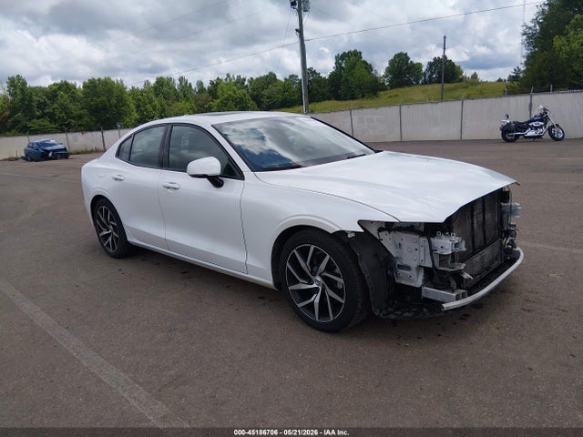 45186706 :رقم المزاد ، 7JR102FK0LG050709 vin ، 2020 Volvo S60 Momentum مزاد بيع