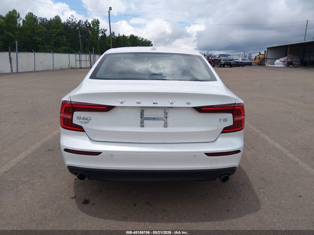 45186706 :رقم المزاد ، 7JR102FK0LG050709 vin ، 2020 Volvo S60 Momentum مزاد بيع