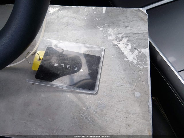 2023 Tesla Model Y Awd/long Range Dual Motor All-wheel Drive მანქანა იყიდება აუქციონზე, vin: 7SAYGDEE5PA047594, აუქციონის ნომერი: 45186719