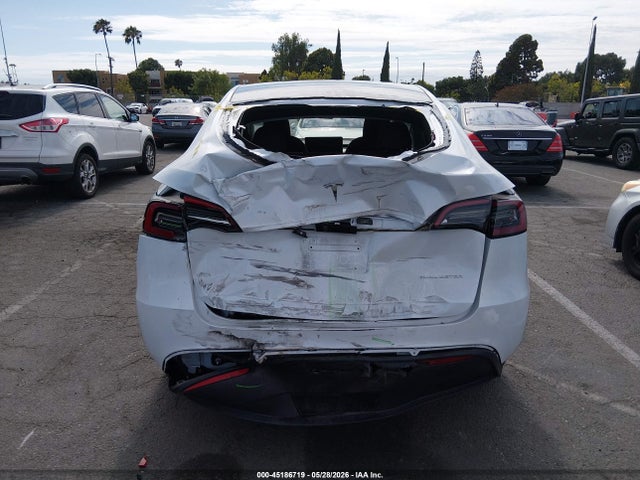 2023 Tesla Model Y Awd/long Range Dual Motor All-wheel Drive მანქანა იყიდება აუქციონზე, vin: 7SAYGDEE5PA047594, აუქციონის ნომერი: 45186719