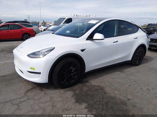 2023 Tesla Model Y Awd/long Range Dual Motor All-wheel Drive მანქანა იყიდება აუქციონზე, vin: 7SAYGDEE5PA047594, აუქციონის ნომერი: 45186719