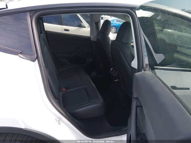 2023 Tesla Model Y Awd/long Range Dual Motor All-wheel Drive მანქანა იყიდება აუქციონზე, vin: 7SAYGDEE5PA047594, აუქციონის ნომერი: 45186719