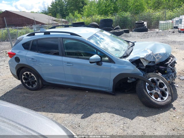 JF2GTAPC7N8214960 Subaru Crosstrek Premium