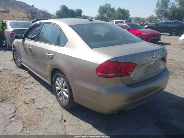 Продаж на аукціоні авто 2015 Volkswagen Passat 1.8t Wolfsburg Edition, vin: 1VWAT7A32FC040484, номер лоту: 45186743