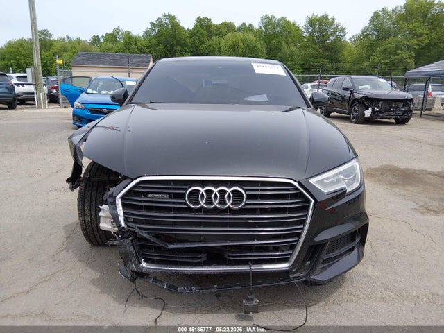 45186777 :رقم المزاد ، WAUJ8GFF5H1049666 vin ، 2017 Audi A3 2.0t Premium مزاد بيع