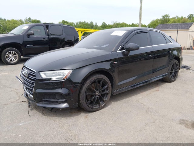 45186777 :رقم المزاد ، WAUJ8GFF5H1049666 vin ، 2017 Audi A3 2.0t Premium مزاد بيع