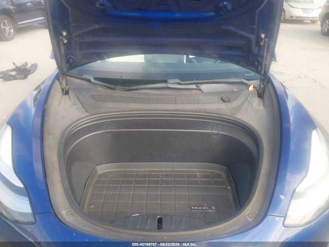 5YJ3E1EB1JF188285 Tesla Model 3 Long Range/performance