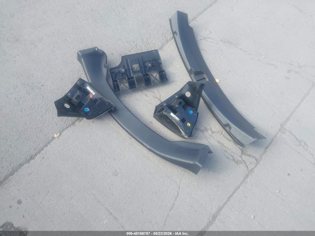 5YJ3E1EB1JF188285 Tesla Model 3 Long Range/performance