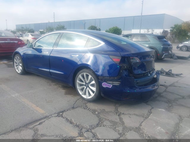 5YJ3E1EB1JF188285 Tesla Model 3 Long Range/performance