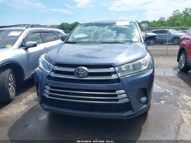 Продажа на аукционе авто 2018 Toyota Highlander Limited, vin: 5TDDZRFH7JS846827, номер лота: 45186819