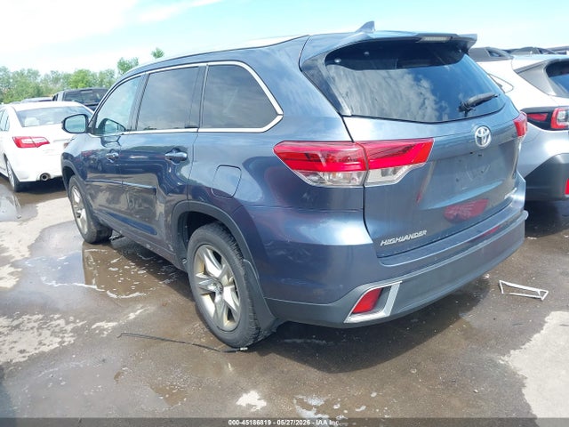 Продажа на аукционе авто 2018 Toyota Highlander Limited, vin: 5TDDZRFH7JS846827, номер лота: 45186819