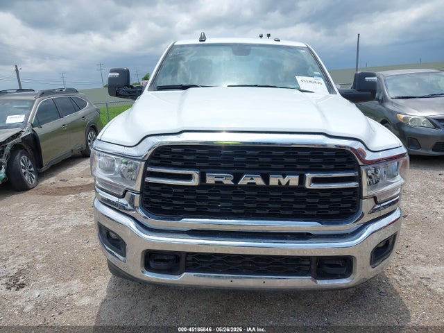 2024 Ram 2500 Big Horn  4x4 6'4 Box მანქანა იყიდება აუქციონზე, vin: 3C6UR5DL2RG303063, აუქციონის ნომერი: 45186846