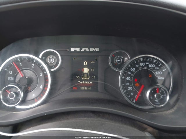 2024 Ram 2500 Big Horn  4x4 6'4 Box მანქანა იყიდება აუქციონზე, vin: 3C6UR5DL2RG303063, აუქციონის ნომერი: 45186846