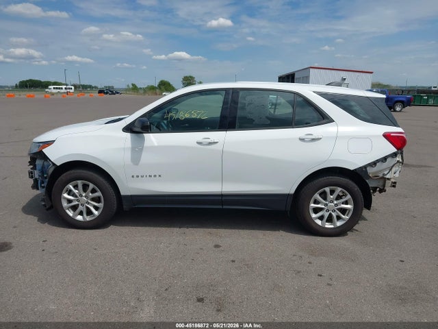 2GNAXREV8J6132271 Chevrolet EQUINOX LS