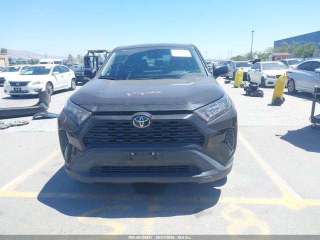 2022 Toyota Rav4 Le მანქანა იყიდება აუქციონზე, vin: 2T3H1RFV4NW190492, აუქციონის ნომერი: 45186891