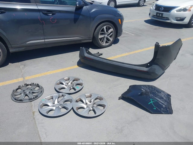 2022 Toyota Rav4 Le მანქანა იყიდება აუქციონზე, vin: 2T3H1RFV4NW190492, აუქციონის ნომერი: 45186891