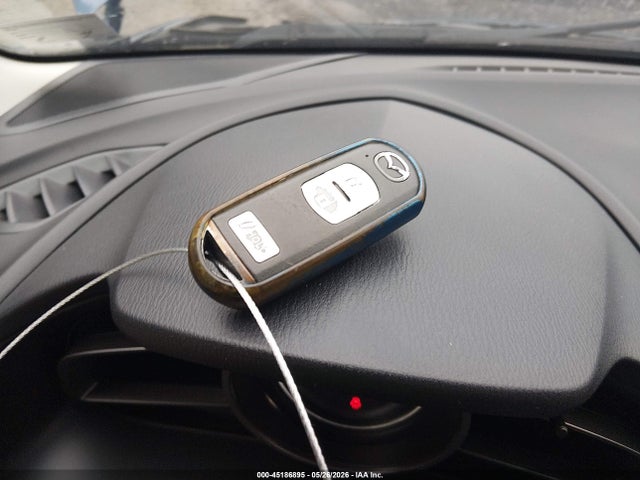 45186895 :رقم المزاد ، 3MZBN1L33JM274102 vin ، 2018 Mazda Mazda3 Touring مزاد بيع