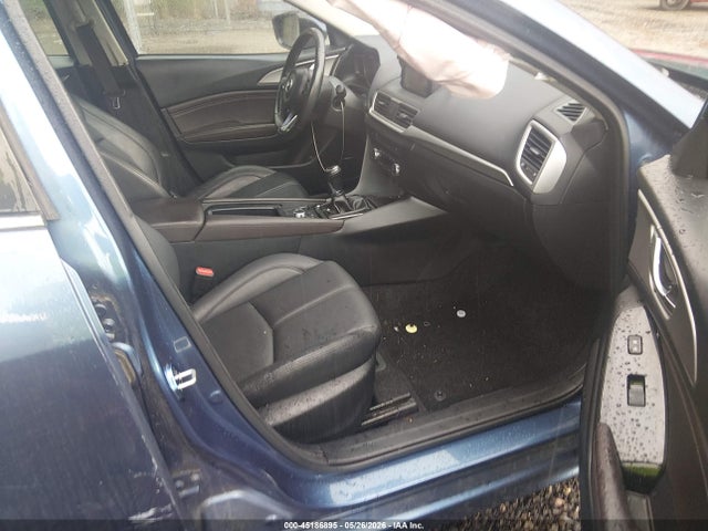 45186895 :رقم المزاد ، 3MZBN1L33JM274102 vin ، 2018 Mazda Mazda3 Touring مزاد بيع