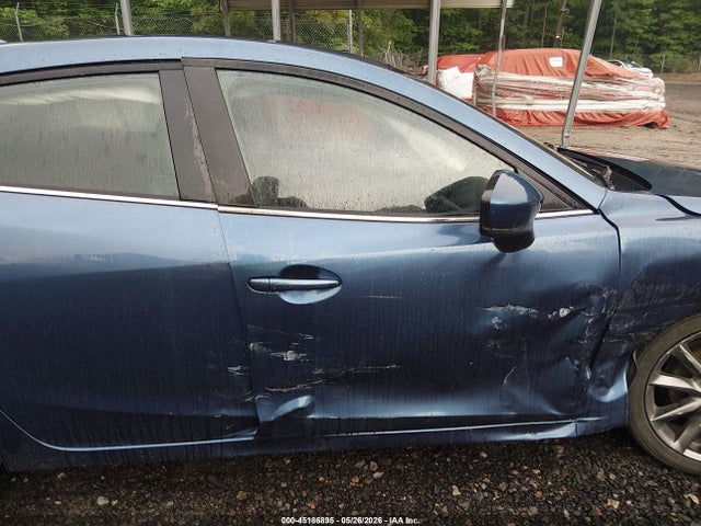 45186895 :رقم المزاد ، 3MZBN1L33JM274102 vin ، 2018 Mazda Mazda3 Touring مزاد بيع