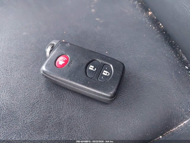 Продажа на аукционе авто 2013 Toyota Prius Three Se, vin: JTDKN3DU4D5580922, номер лота: 45186918