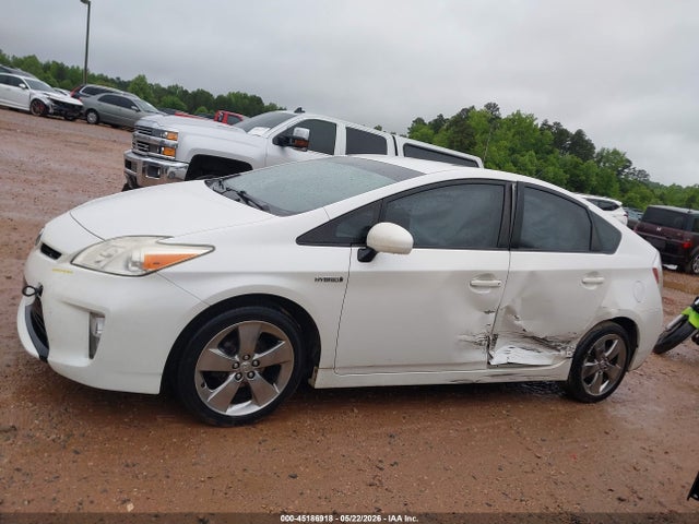 Продажа на аукционе авто 2013 Toyota Prius Three Se, vin: JTDKN3DU4D5580922, номер лота: 45186918