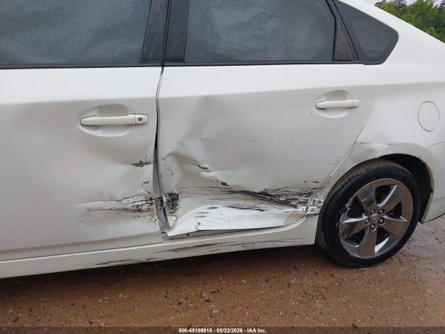 Продажа на аукционе авто 2013 Toyota Prius Three Se, vin: JTDKN3DU4D5580922, номер лота: 45186918