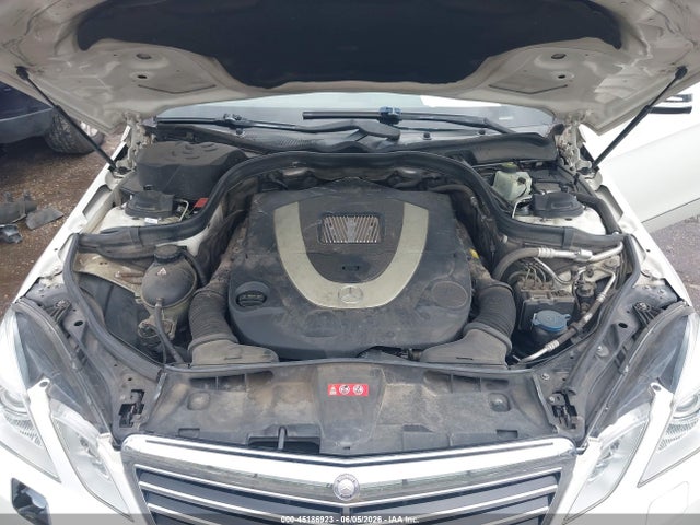 2010 Mercedes-benz E 550 მანქანა იყიდება აუქციონზე, vin: WDDHF7CB3AA093234, აუქციონის ნომერი: 45186923