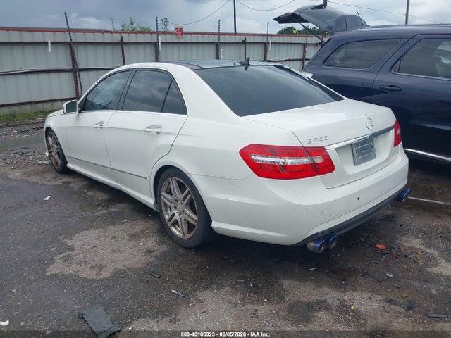 2010 Mercedes-benz E 550 მანქანა იყიდება აუქციონზე, vin: WDDHF7CB3AA093234, აუქციონის ნომერი: 45186923