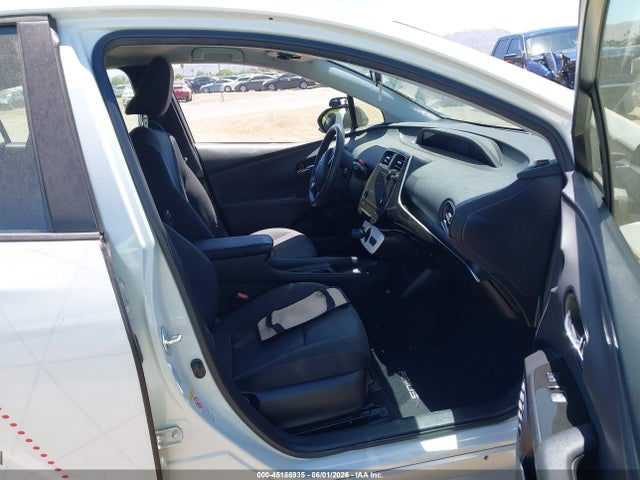 Toyota Prius Two 2016 JTDKBRFU8G3016490 Image 5